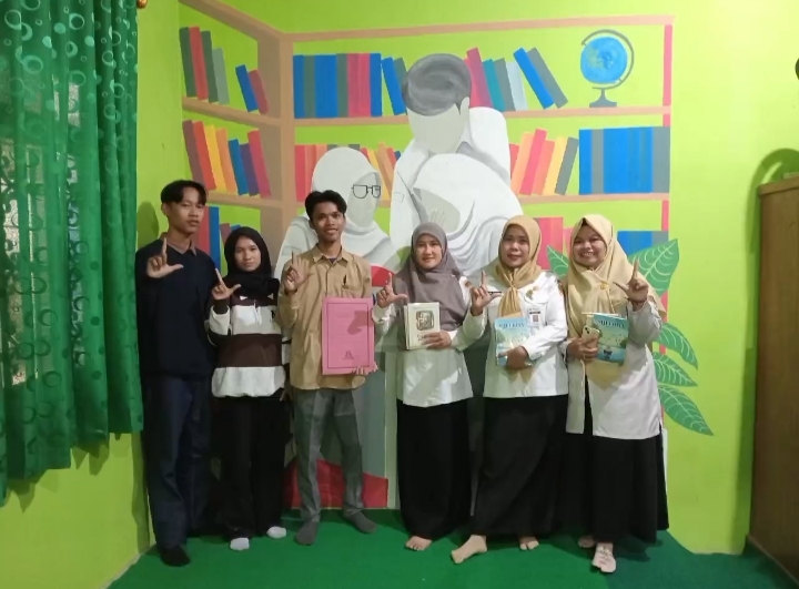 Gambar Info